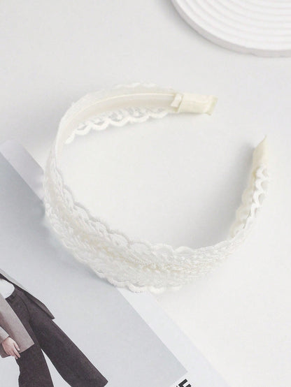 تاج رأس واسع مزخرف بالدانتيل بوهو