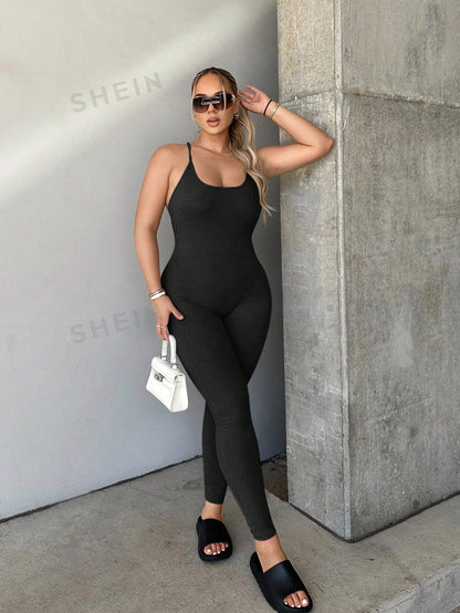 جمبسوت ضيق كامي موحدة اللون