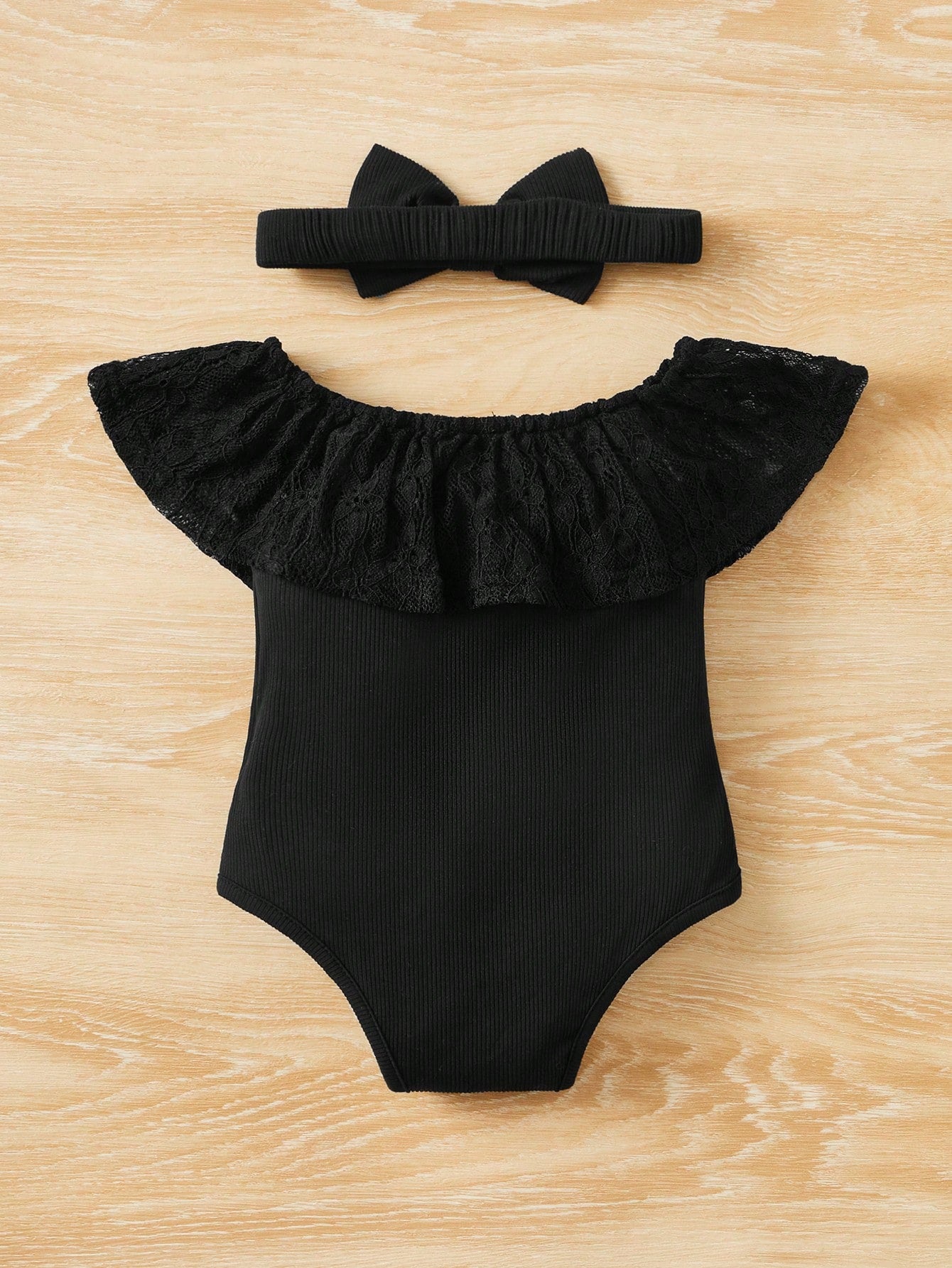 بوديسوت دانتيل متباين اللون مقلم بكشكش مكشوف الكتف للاطفال