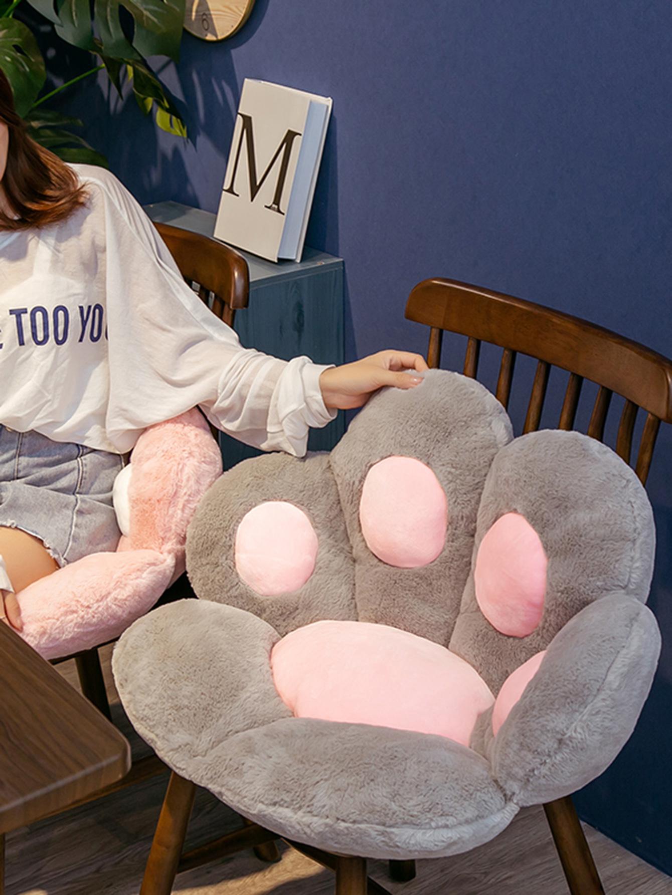 وسائد مزينة بتصميم مخلب قطعة واحدة