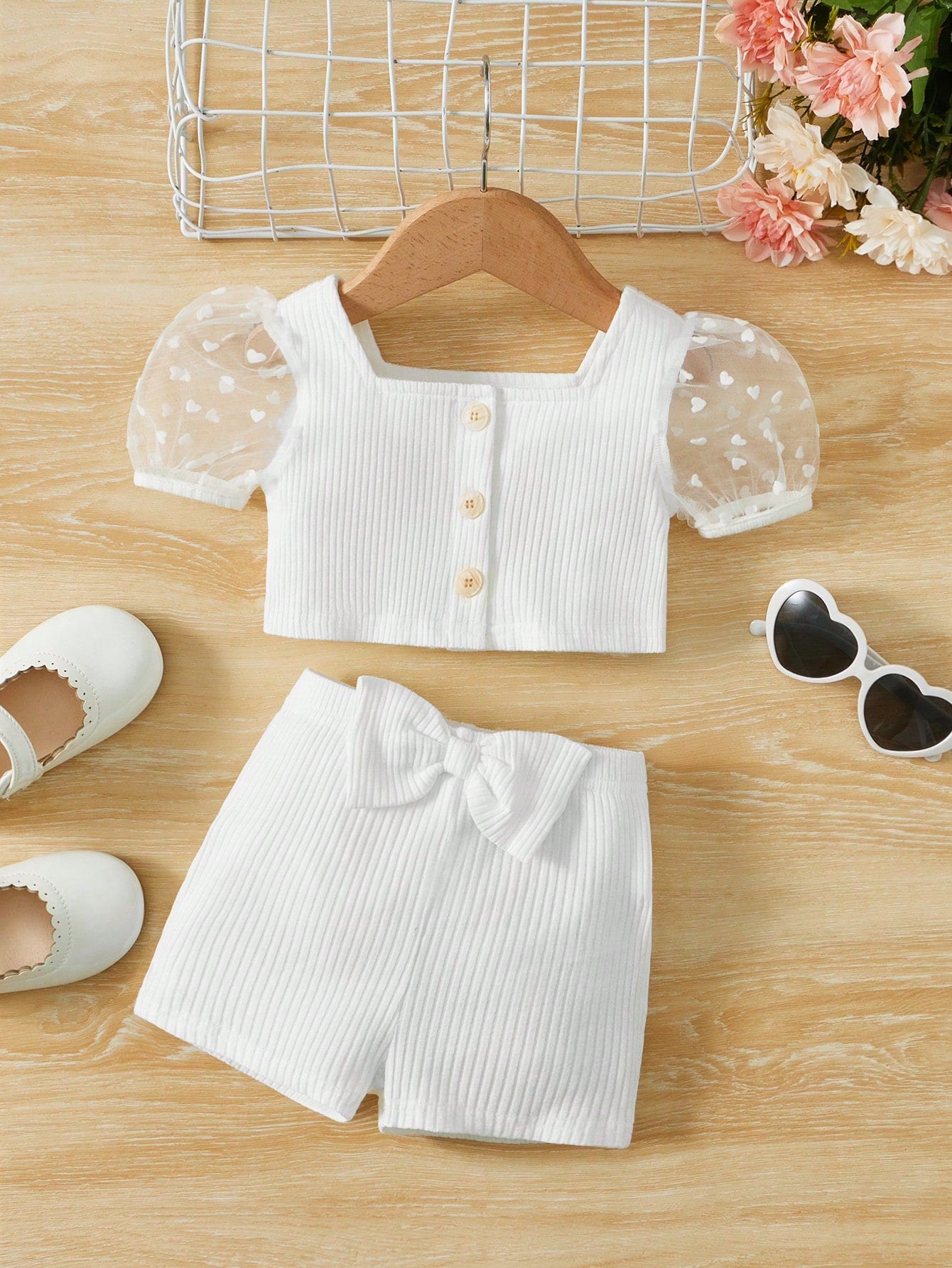 للاطفال متباين قلب شبكة اكمام منتفخة تي شيرت و عقدة الفراشة أمامية بنطلون قصير