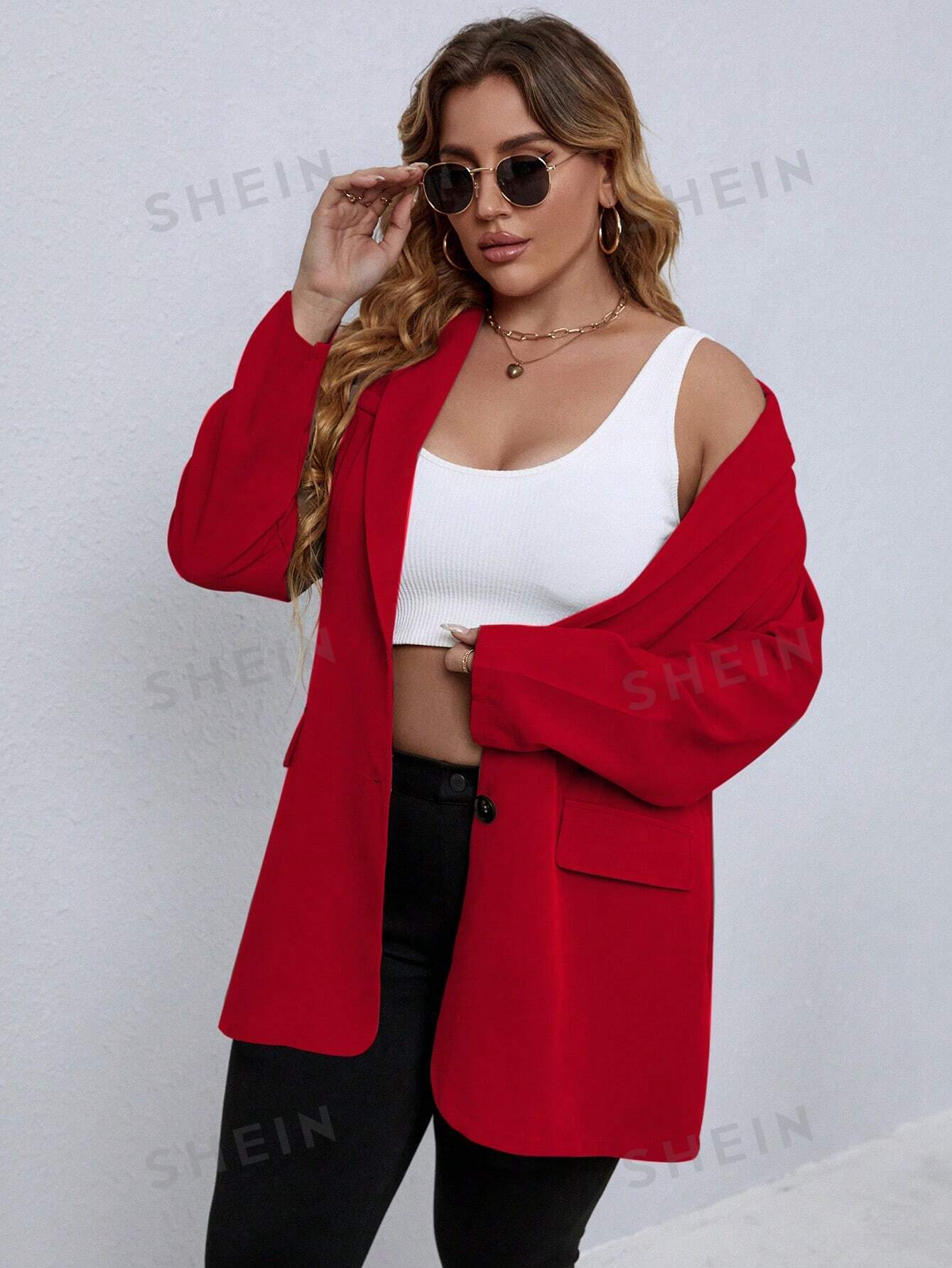 جاكيت بياقة مطوي مسنن صف ازرار احادية مقاس كبير