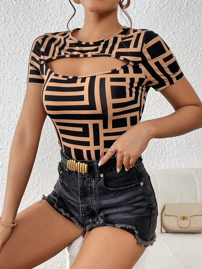 تي شيرت نسائية