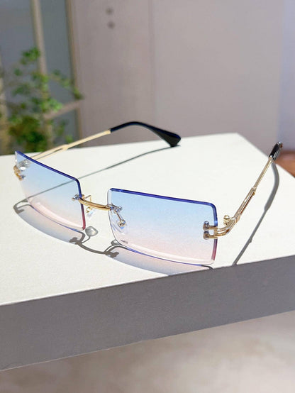 زوج من النظارات البحرية ذات الإطار المربع للنساء باللمسات الكلاسيكية، إكسسوارات للشاطئ والملابس الأنيقة للنساء في فصل الخريف والشتاء،