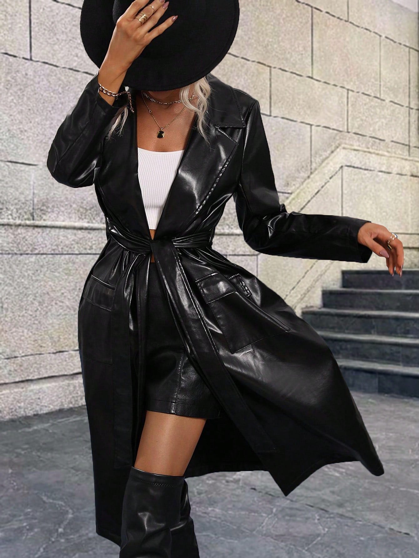 معطف سيدات من البولي يوريثان مزود بجيوب وحزام، مناسب للبس في الشتاء