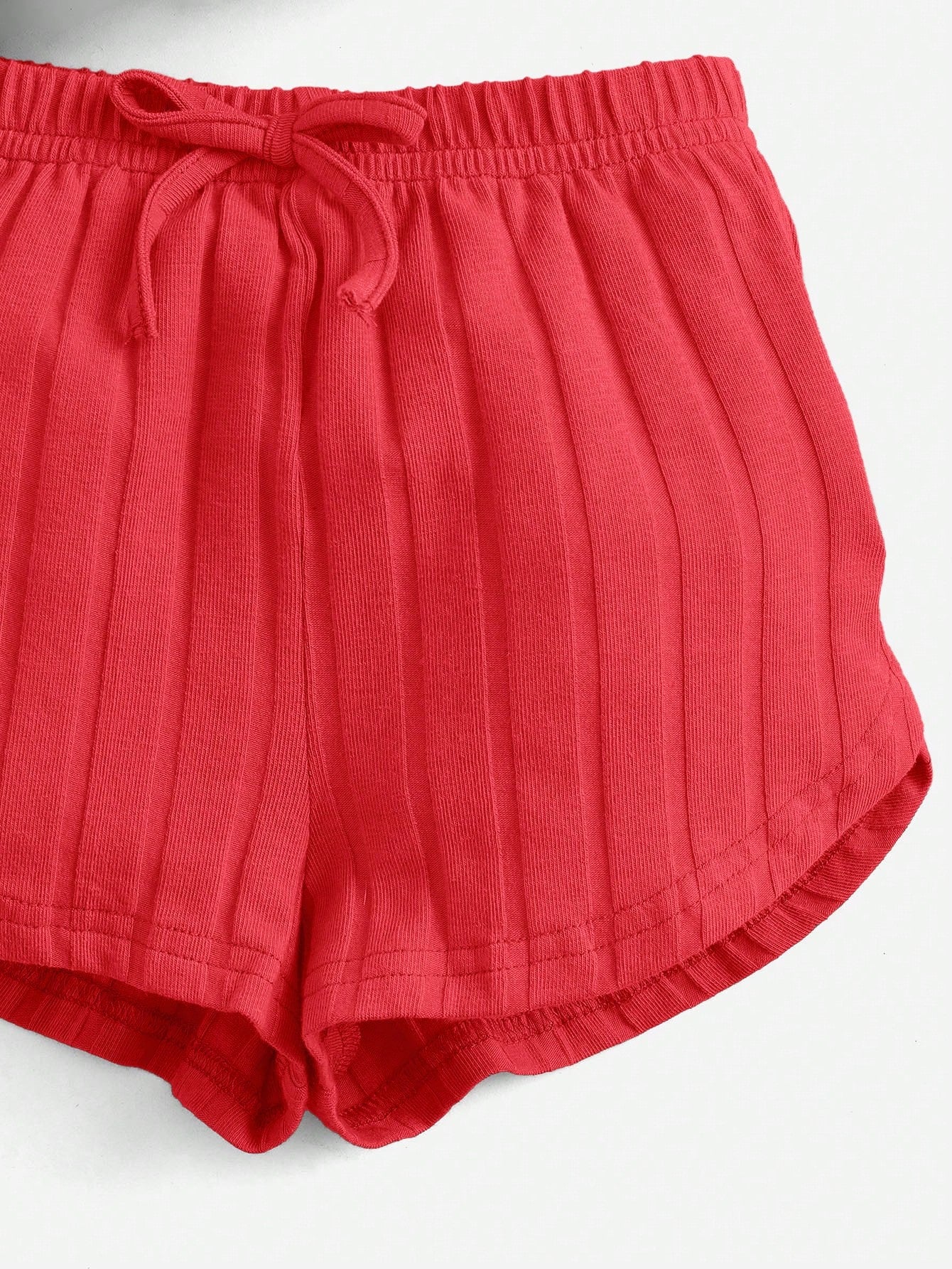 قميص دبابة بخطوط مضلعة وسروال قصير مربوط للبنات الرضع