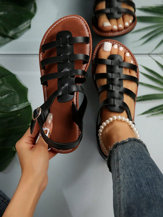 صنادل مسطحة نسائية