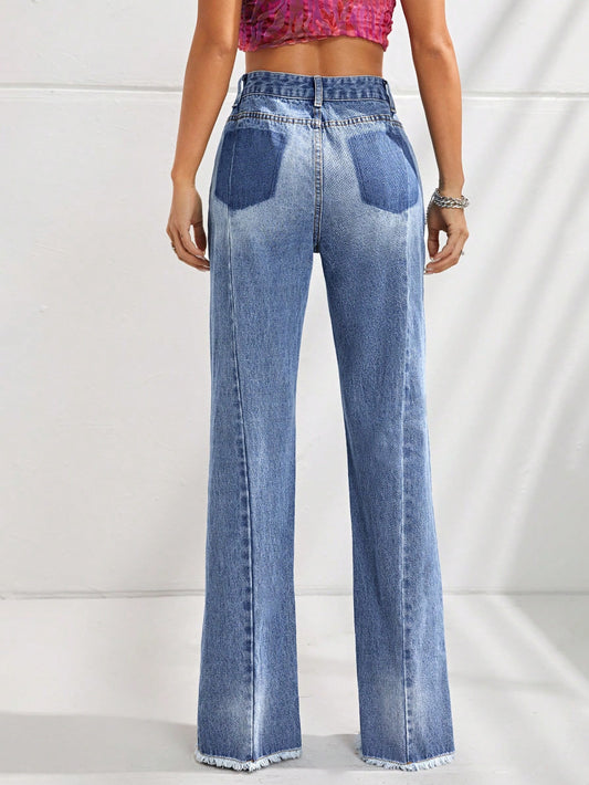 جينز بساق مستقيم بحافة شق