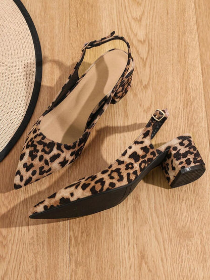 حذاء كعب نسائي