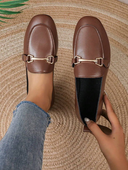 حذاء لوفر مسطح للنساء