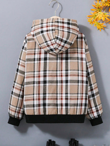 جاكيتات فتى صغير