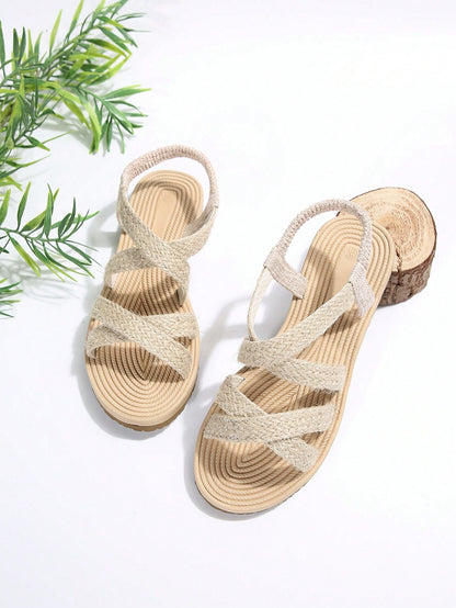 صنادل مسطحة نسائية