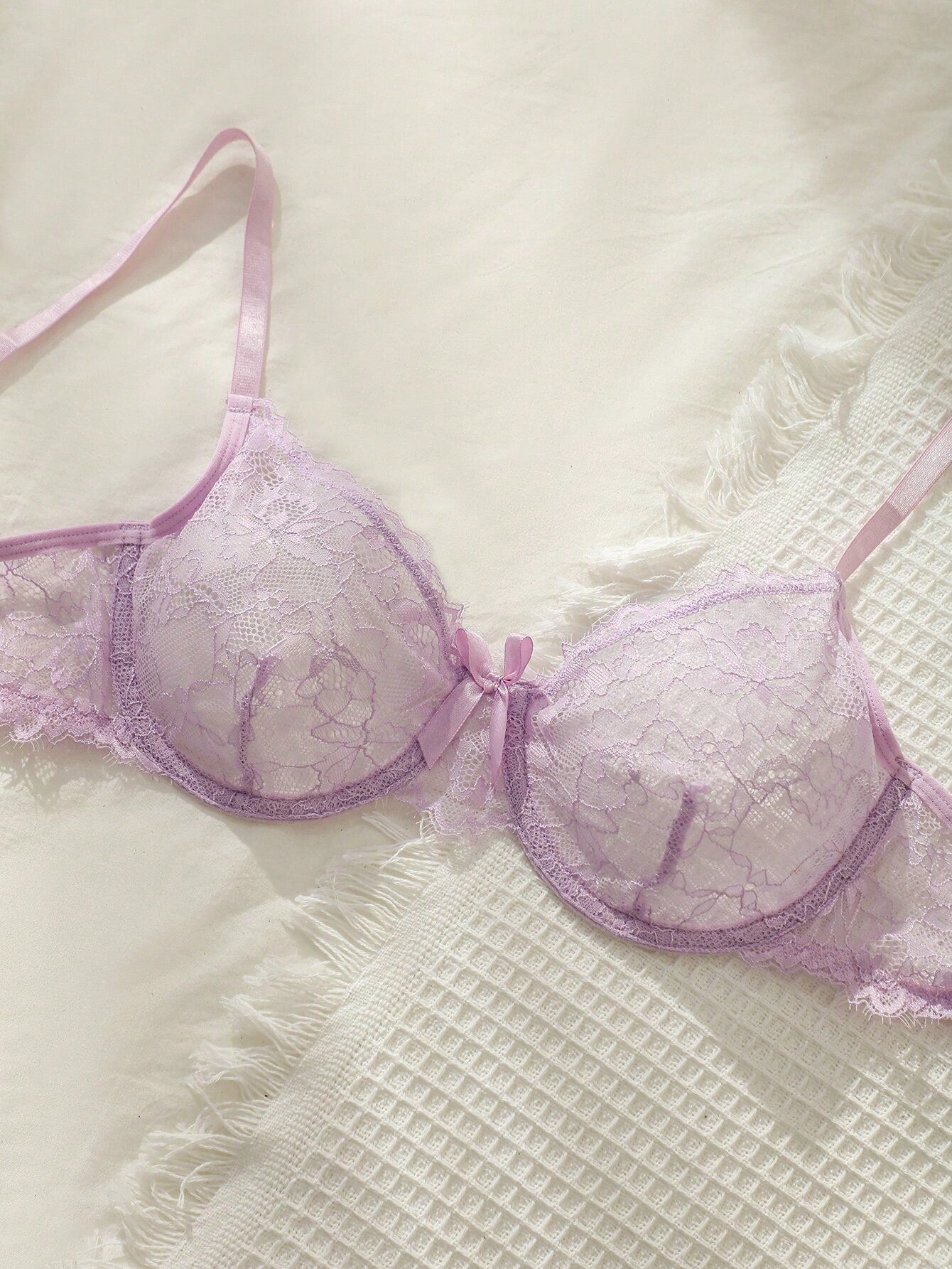 طقم ملابس داخلية دانتيل زهري حلقة معدني