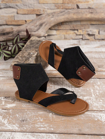 صنادل 2023 الصيف برشام كاجوال مسطح خارجي للنساء