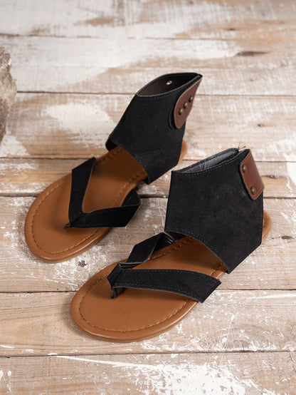 صنادل 2023 الصيف برشام كاجوال مسطح خارجي للنساء