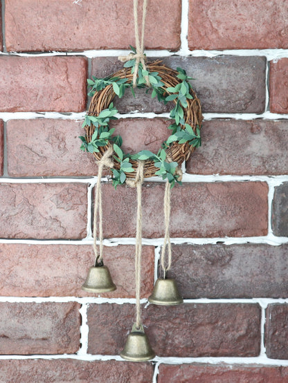 زينة زخرفية معلقة