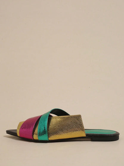 صنادل مسطحة نسائية