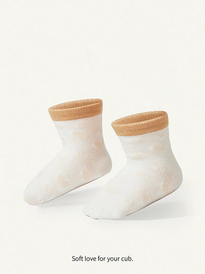 جوارب مع قلب تصميم  للاطفال