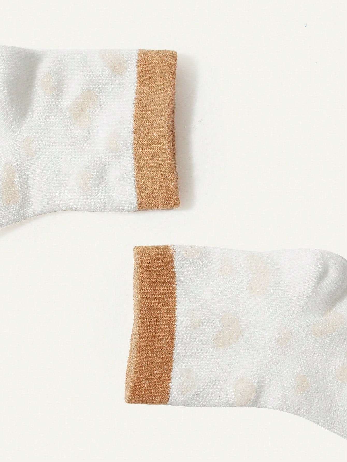 جوارب مع قلب تصميم  للاطفال