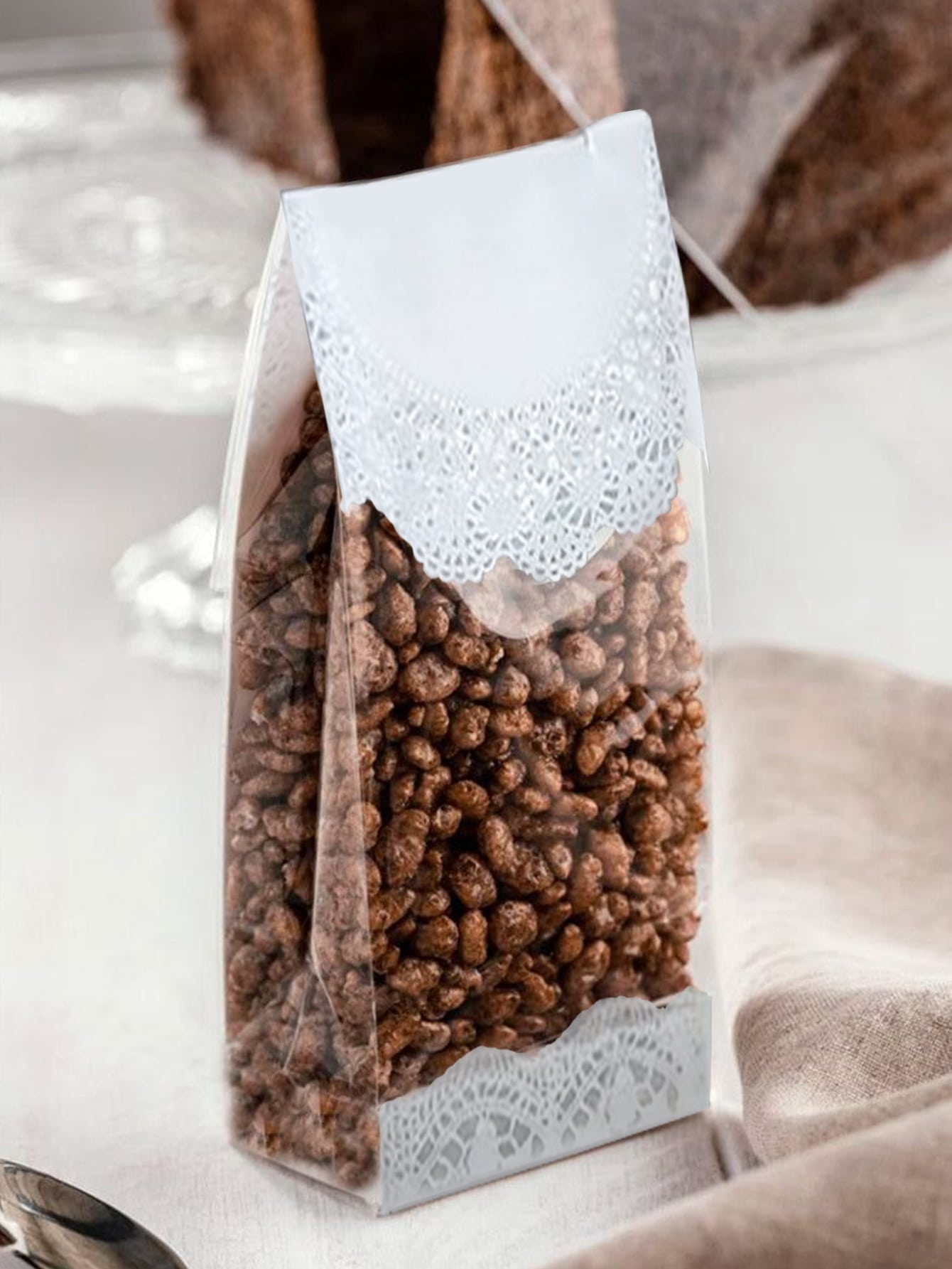 أكياس حلوى والسلع