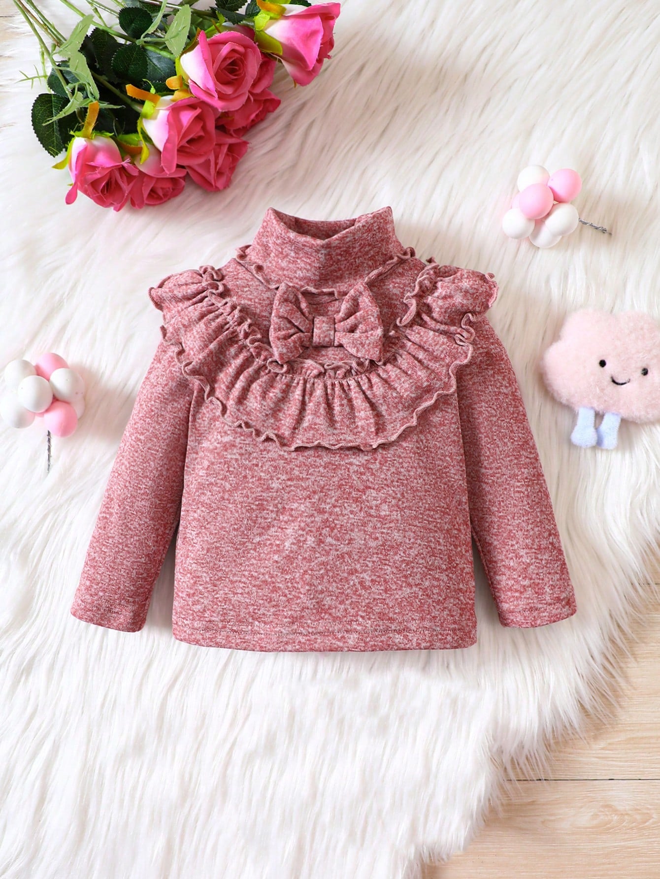 تي شيرت مقلم بكشكش عنق عالي عقدة الفراشة أمامية