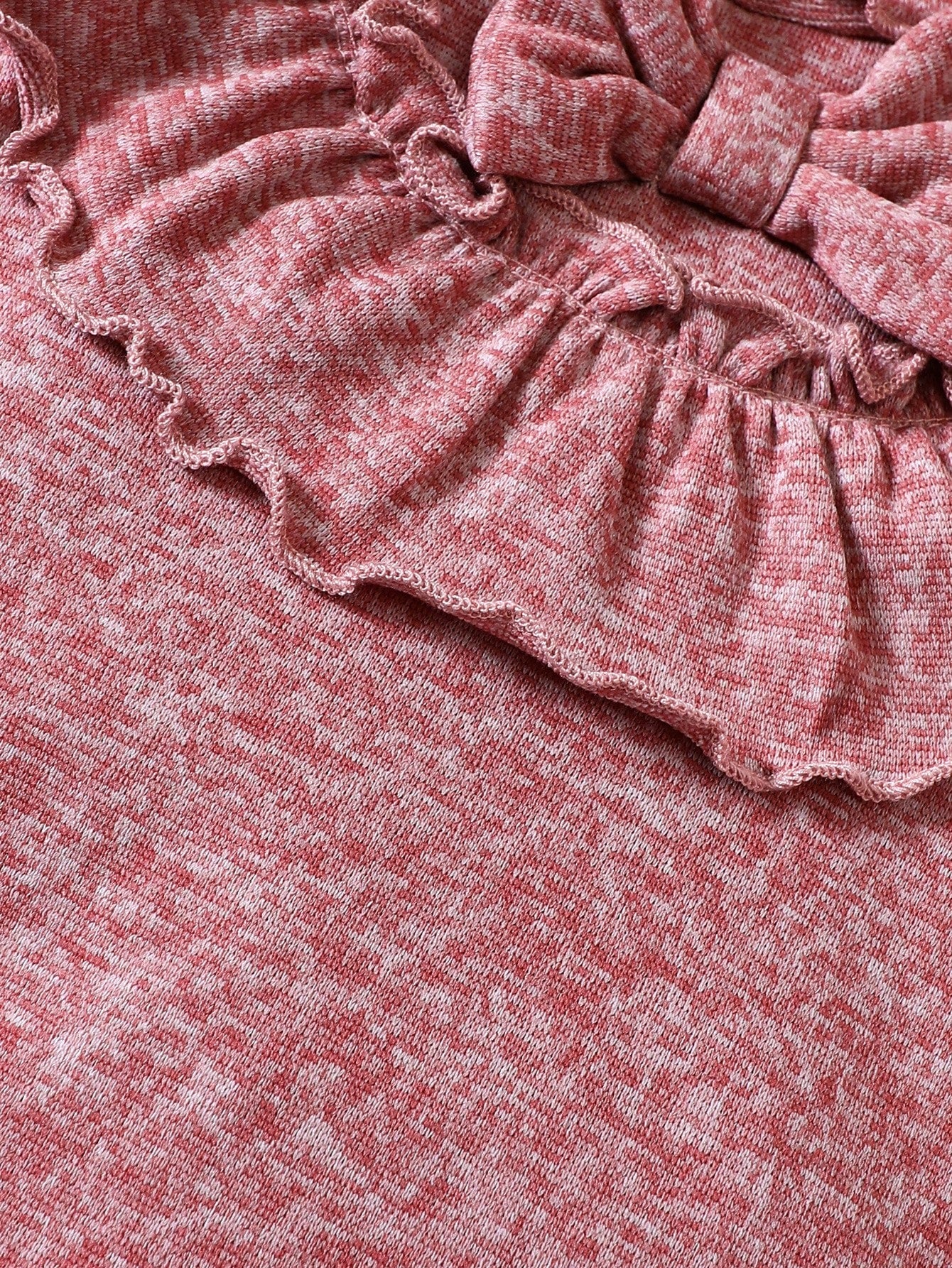 تي شيرت مقلم بكشكش عنق عالي عقدة الفراشة أمامية