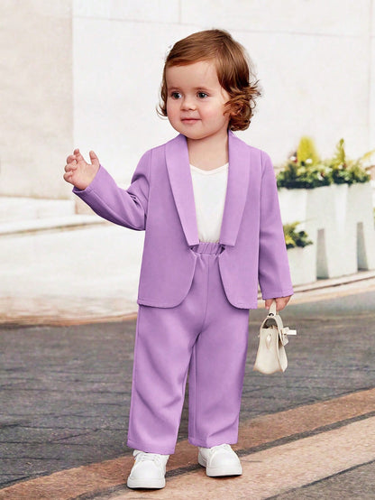 أطقم للأطفال البنات