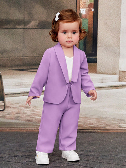 أطقم للأطفال البنات