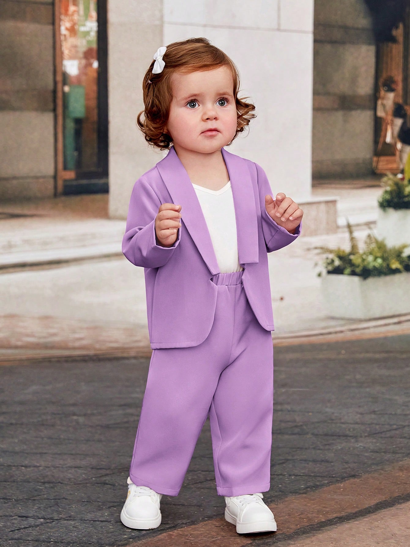 أطقم للأطفال البنات