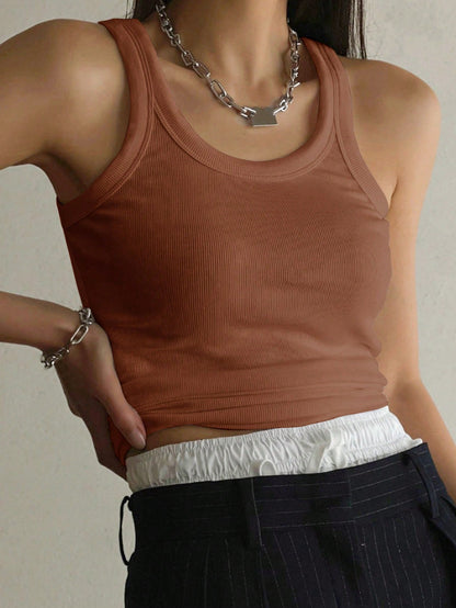 لباس علوي تانك موحدة اللون محبوك مضلع