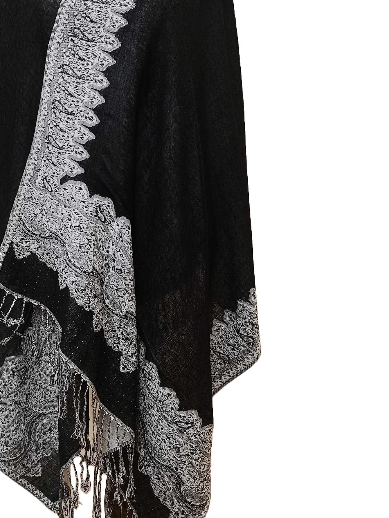 أوشحة نسائية