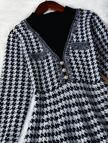 فستان نمط مسنن بتفاصيل رفرف بدون حزام بنت طفل