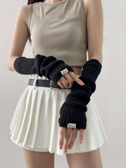 قفازات من الصوف طباعة شعار عصري بدون أصابع للنساء ، كم ذراع دافئ للوقاية من أشعة الشمس