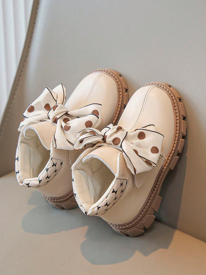 حذاء بناتي عصري ومريح للأطفال