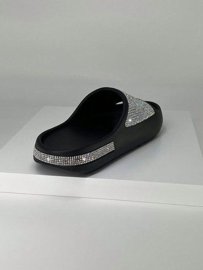 صندل نسائي مسطح بحجر الراين ونعل سميك، شبشب خارجي أنيق، أسود