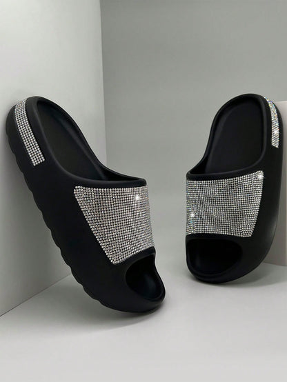 صندل نسائي مسطح بحجر الراين ونعل سميك، شبشب خارجي أنيق، أسود