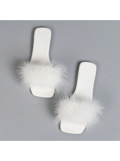 نعال شبشب مربعة الاصبع ناعمة وفضفاضة للنساء