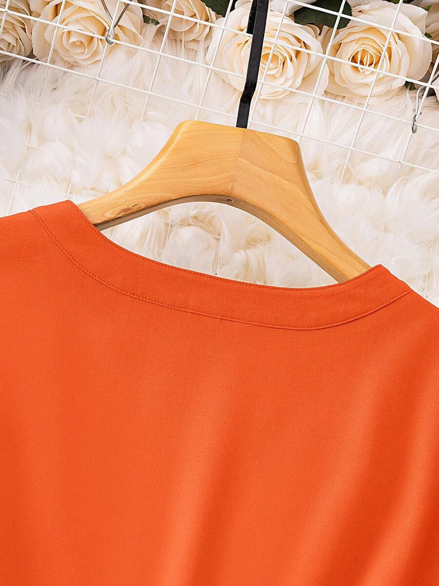 ملابس علوية حجم كبير