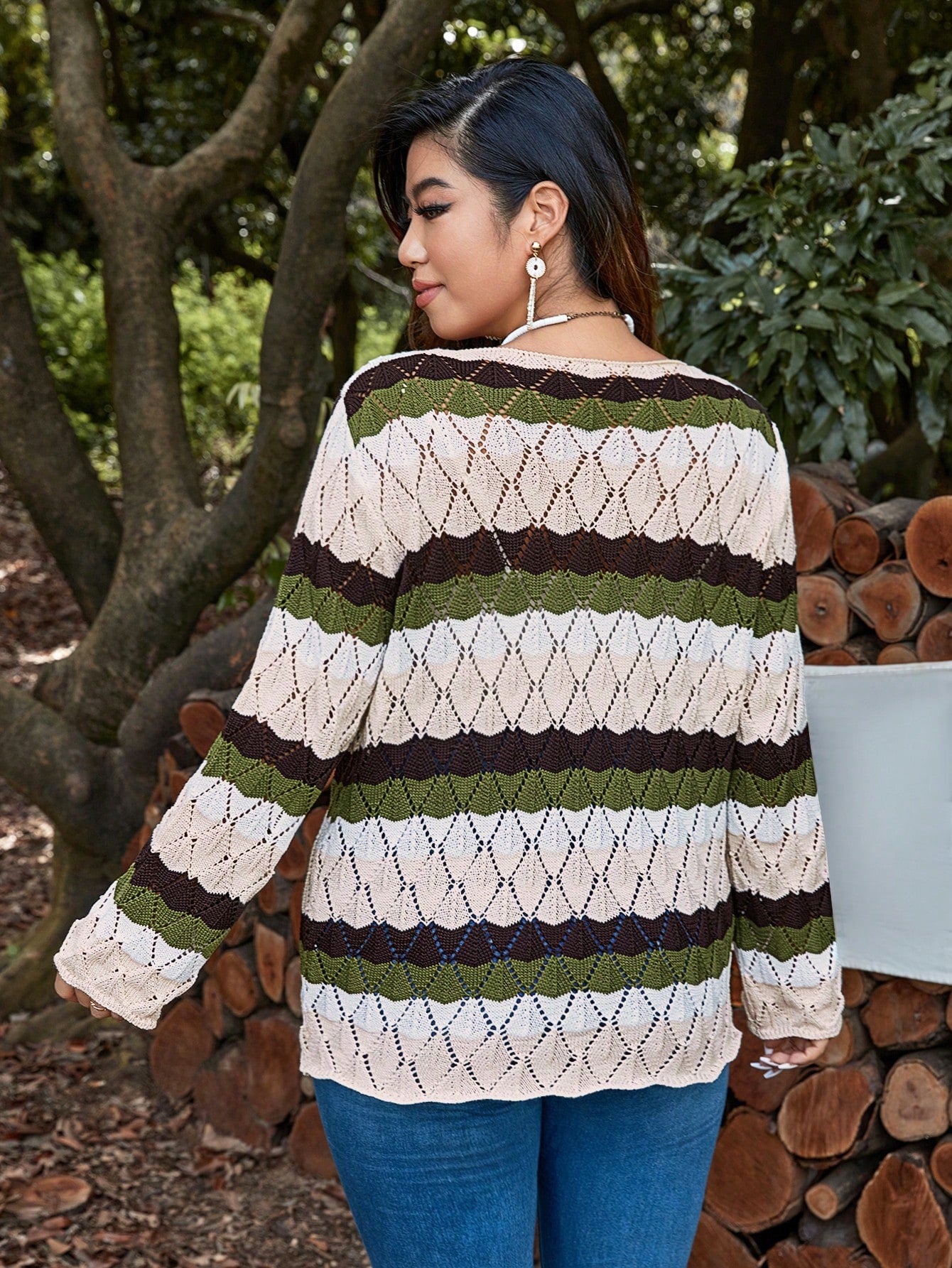 كارديجان ألوان متباينة منسوج بفتحات صغيرة ربطة امامية مقاس كبير