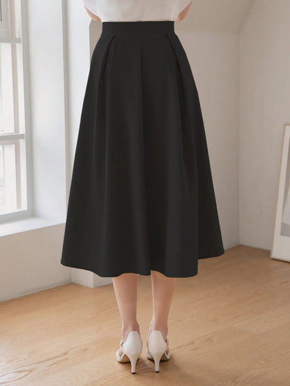 تنورة خصر عالي بتفاصيل طية التجاعيد