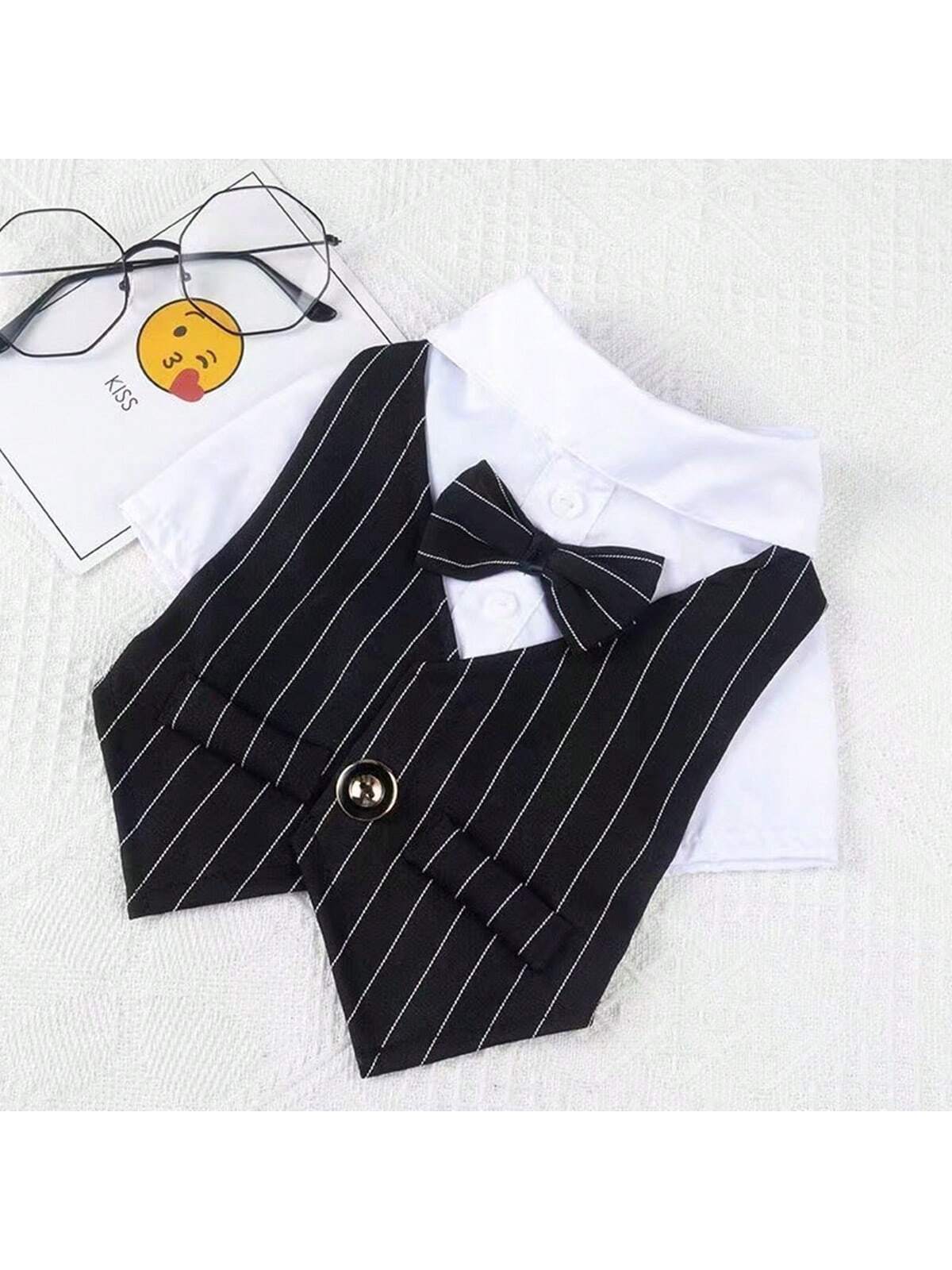 بدلة أسود للحيوانات الأليفة بزى سموكيدو ،مزدوج الأرجل، مزود بأزرار ،مع عقاب متكامل أسود & أبيض وطوق ، مناسب للمناسبات الرسمية واليومية