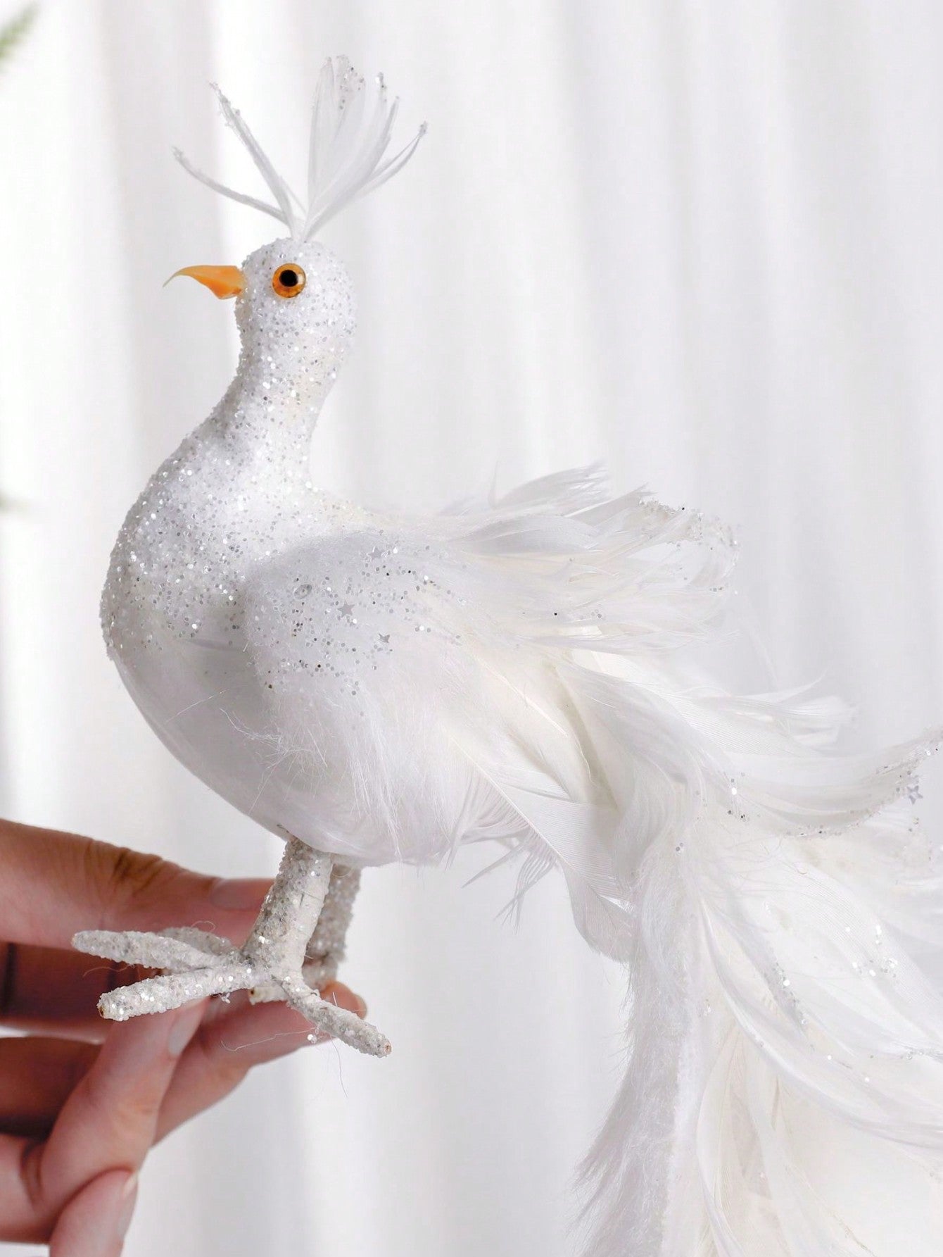 حرف تزيين حديقة باقة ذيل الطاووس الأبيض 37سم محاكية للطاووس بألوانه لتزيين حدائق وديكورات المناظر الطبيعية