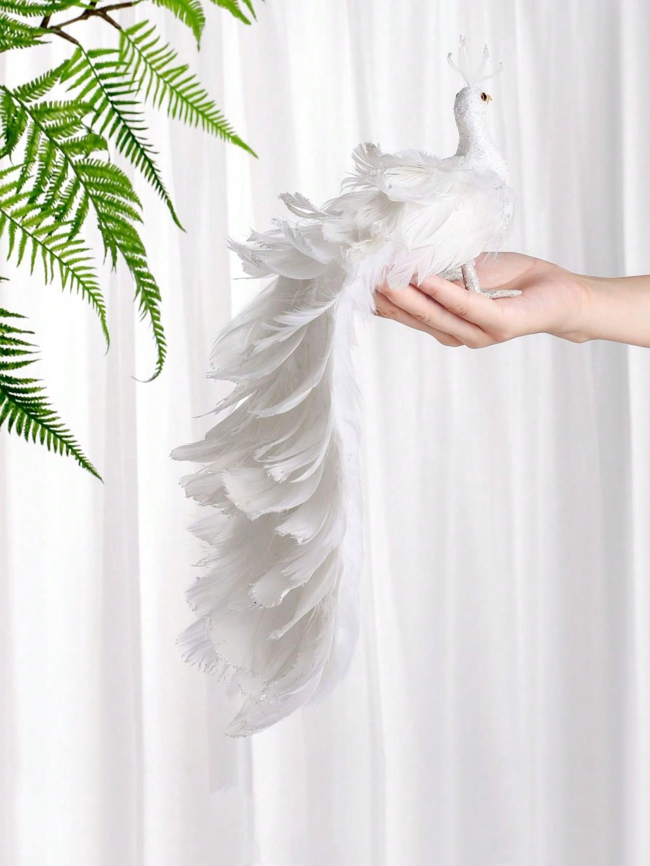 حرف تزيين حديقة باقة ذيل الطاووس الأبيض 37سم محاكية للطاووس بألوانه لتزيين حدائق وديكورات المناظر الطبيعية