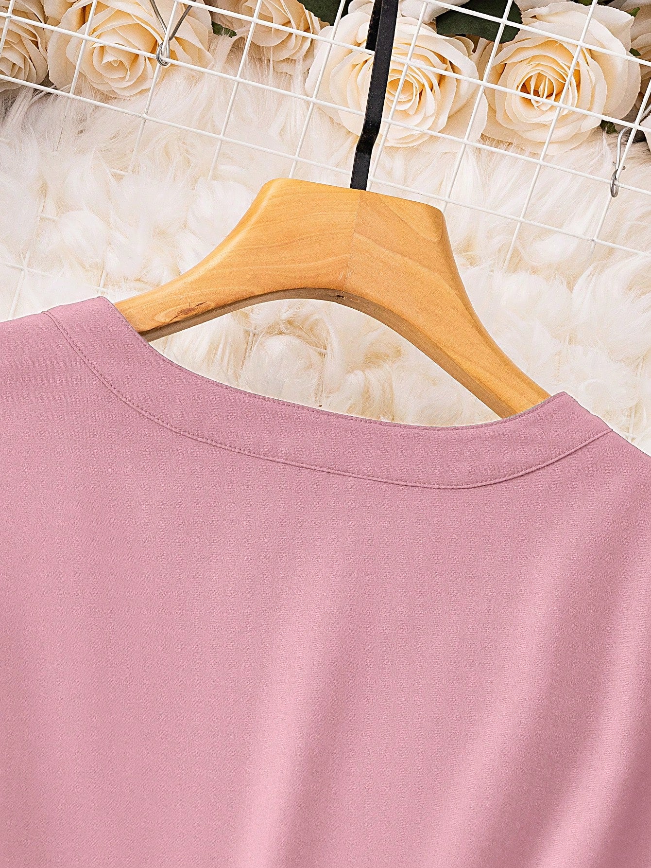 بلوزة اكمام بشريط ملتف ياقة مفتوح أزرار أمامية مقاس كبير