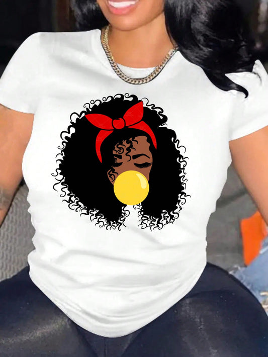 قميص رقبة دائرية برسم رسوم هندسية