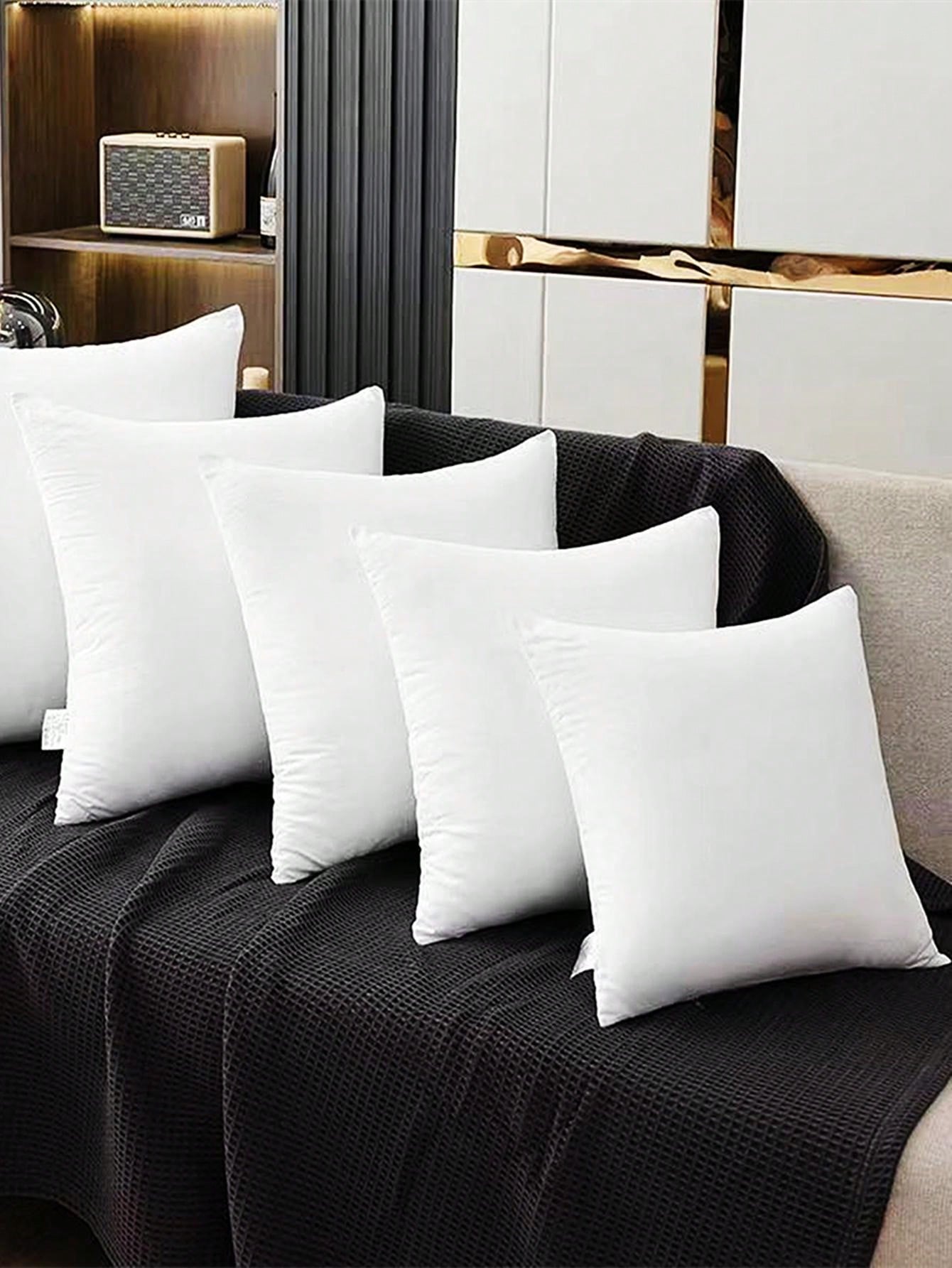 وسادات سرير