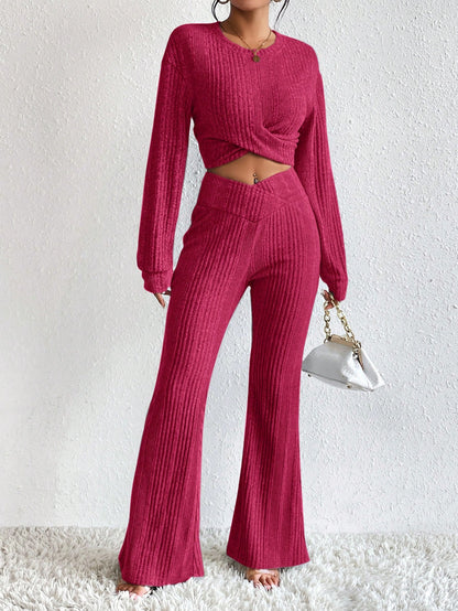 قميص ثقيل قصير موحدة اللون منخفض الاكتاف متقاطع