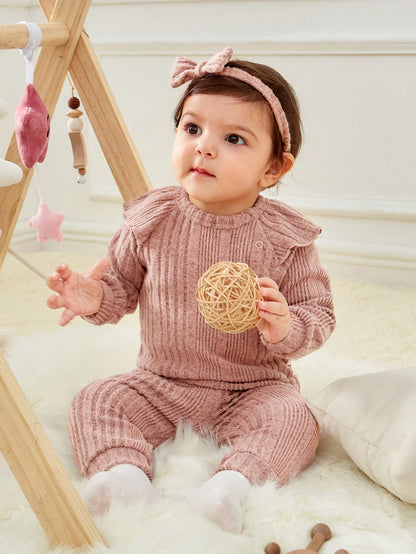 تي شيرت وبنطلون مقلم بكشكش مع عقال الرأس للبنات الاطفال