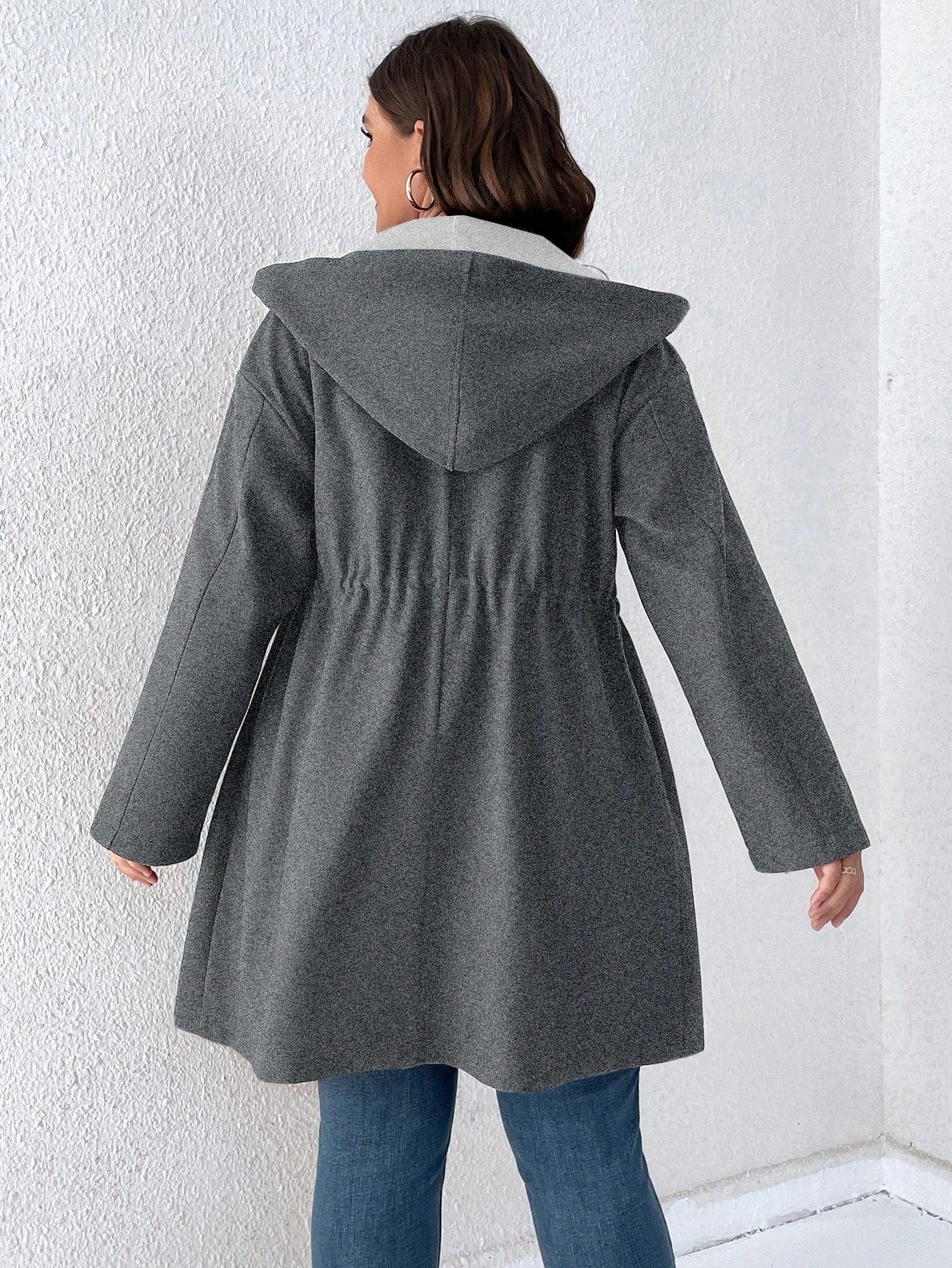 معطف كابور ذو خصر بتكيس وجيبين مع قلنسوة، للموسم الشتوي