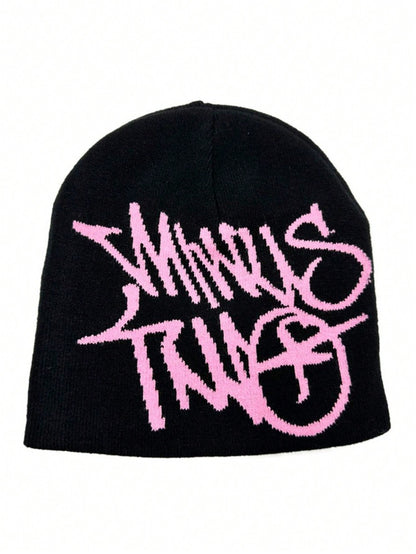 قبعة صوف محبوكة نسائية